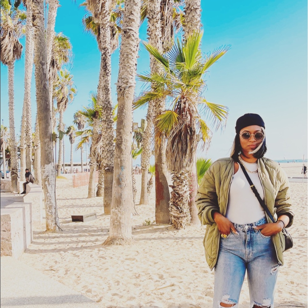 Meet your Posher, Nadia